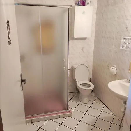 Vinny Sklep U Brodu Vacenovice Exterior photo