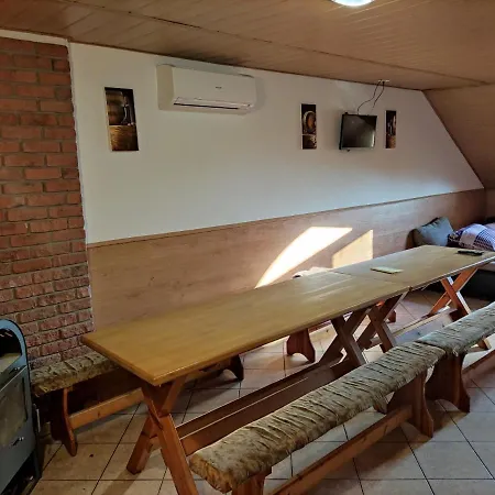 Vinny Sklep U Brodu Vacenovice Exterior photo